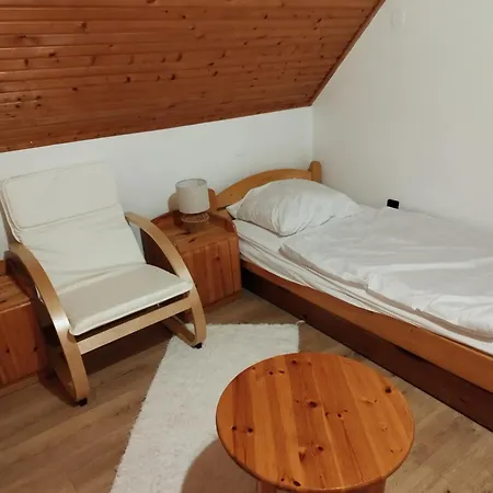 Villa Mecseki Farkaslak *