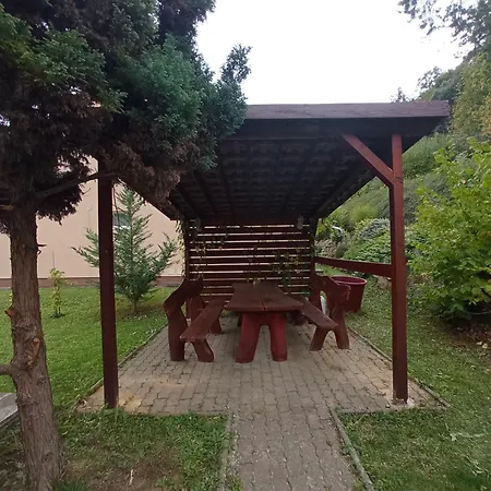 Mecseki Farkaslak * Magyarhertelend