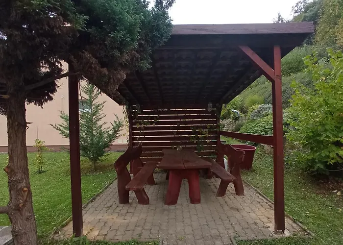 Mecseki Farkaslak * Magyarhertelend